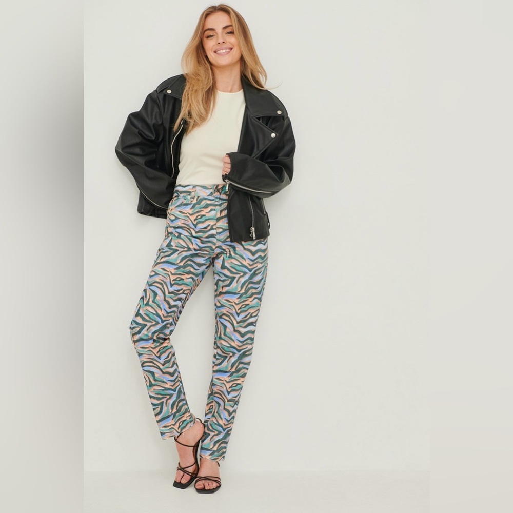 NA-KD Zebra Print High Waist Jeans